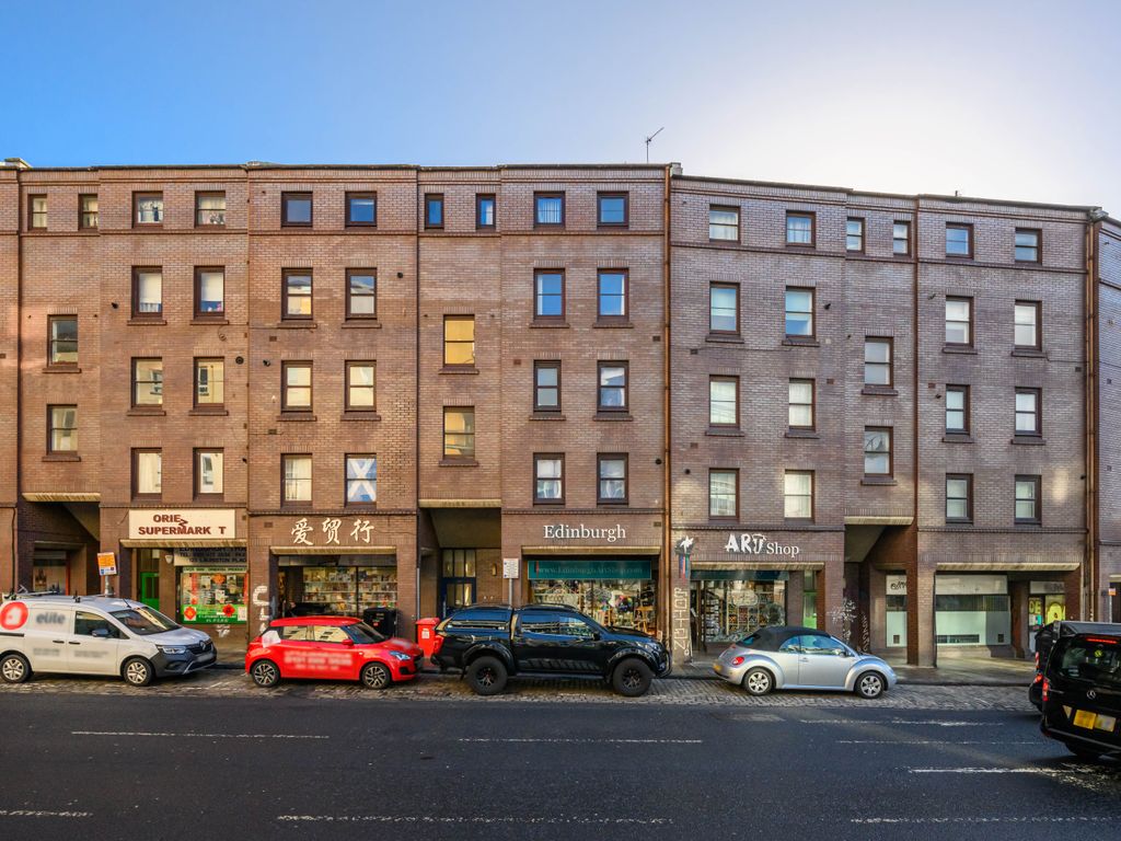 2 bed flat for sale in 127/5 Lauriston Place, Edinburgh EH3, £220,000