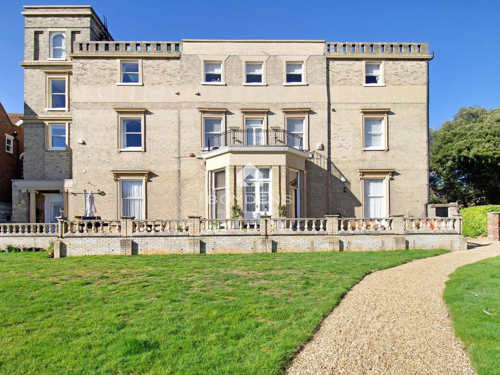 2 bed flat for sale in Lexden Park, Colchester CO3 Zoopla