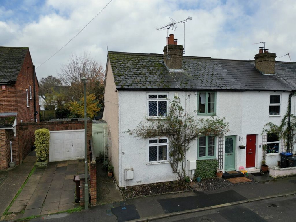 2 bed end terrace house for sale in Grove Road, Chertsey, Surrey KT16