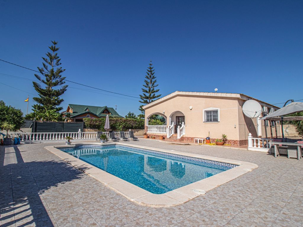 3 bed country house for sale in 03158 Catral, Alicante, Spain Zoopla