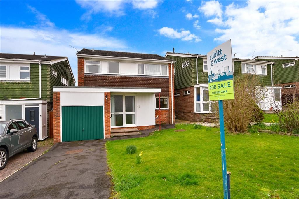 3 bed detached house for sale in Kings Road, Cowplain, Waterlooville