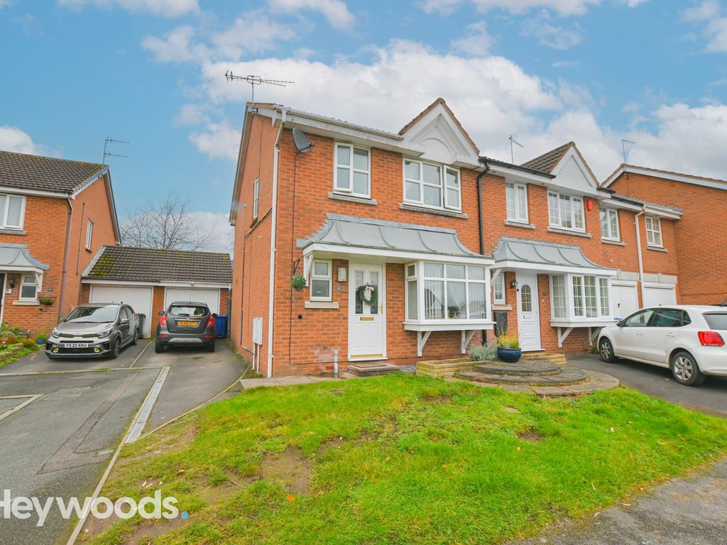 3 bed semidetached house for sale in Ironbridge Drive, Silverdale