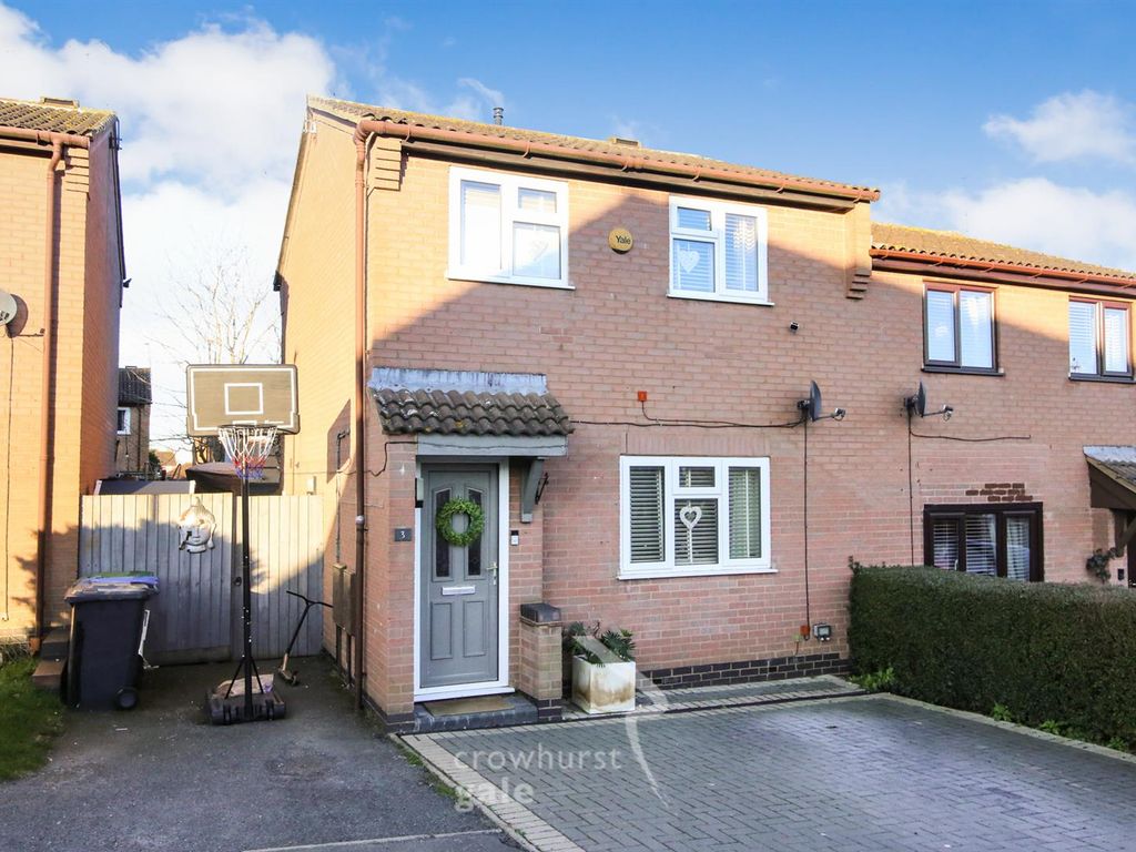 3 bed property for sale in Walnut Way, Bilton, Rugby CV22, £289,950