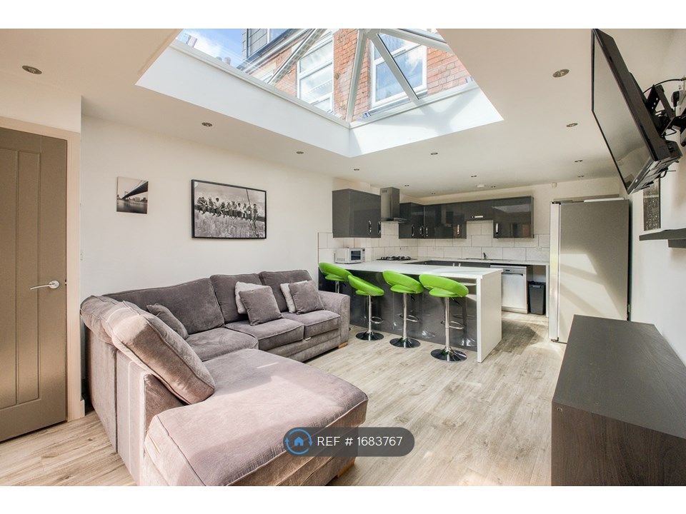 5 bed terraced house to rent in Terry Road, Coventry CV1 Zoopla