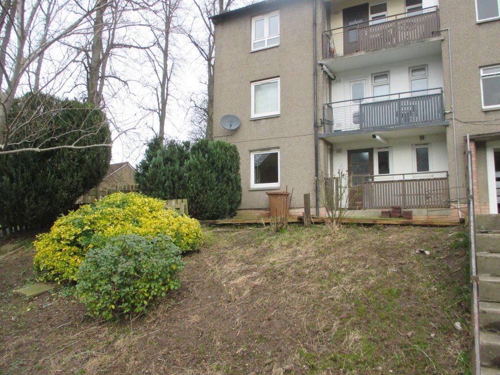 2 bed flat to rent in Wiston Place, Dundee DD2, £700 pcm Zoopla