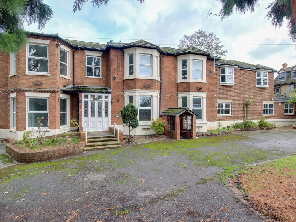 18 bed detached house for sale in Claremont House, Lovent Drive