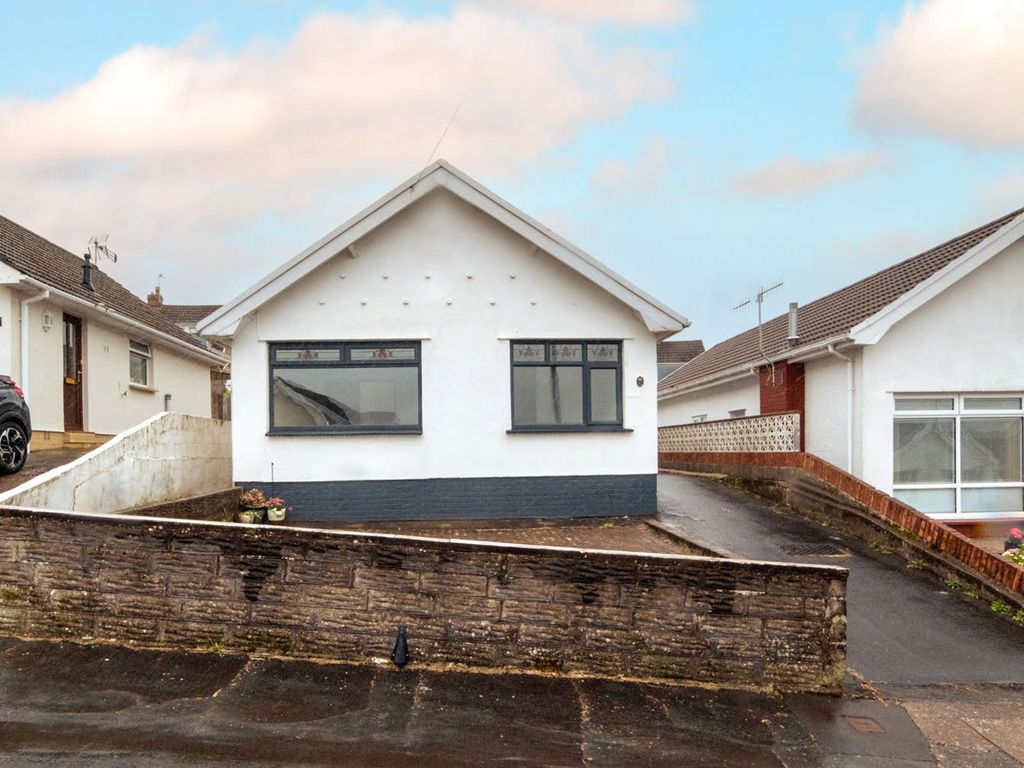 3 bed detached bungalow for sale in Lime Grove, Killay SA2 Zoopla