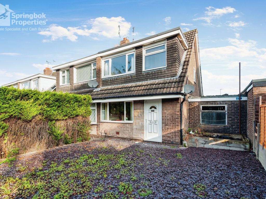 3 bed semidetached house for sale in Haddon Close, Macclesfield
