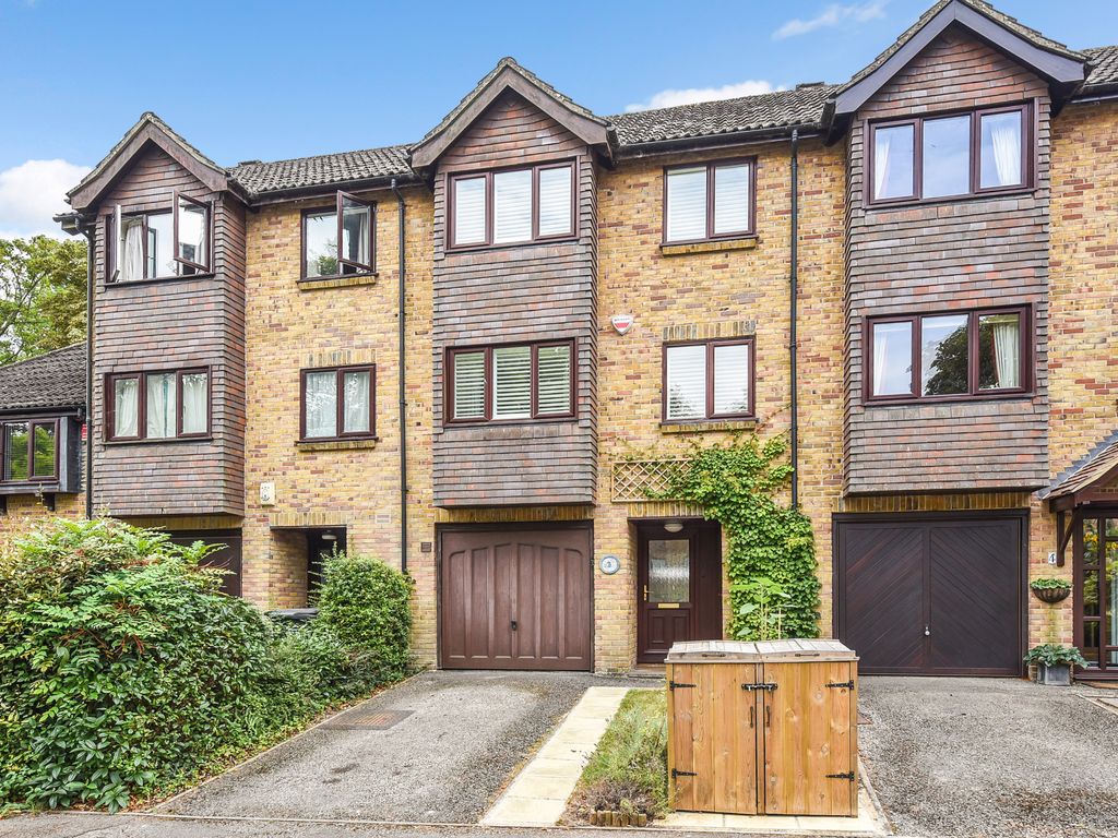 Monmouth Square, Winchester SO22  