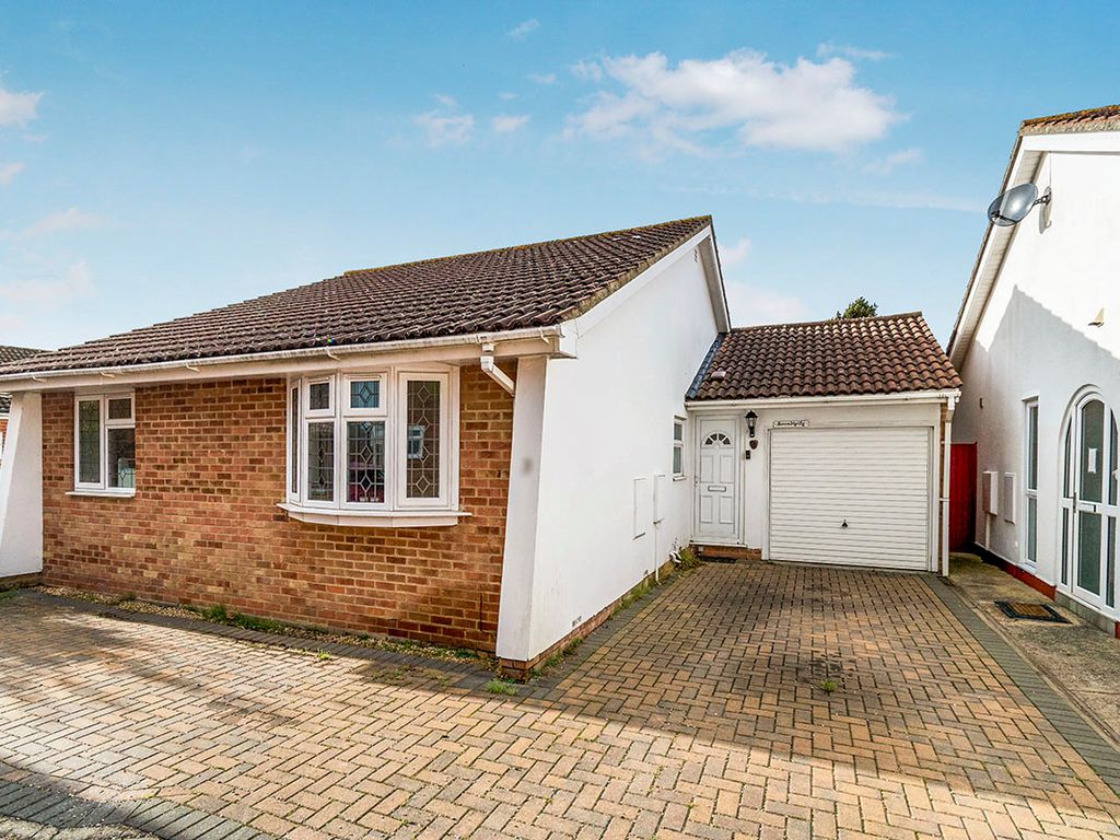 3 bed bungalow for sale in Coxdale, Fareham, Hampshire PO14 Zoopla