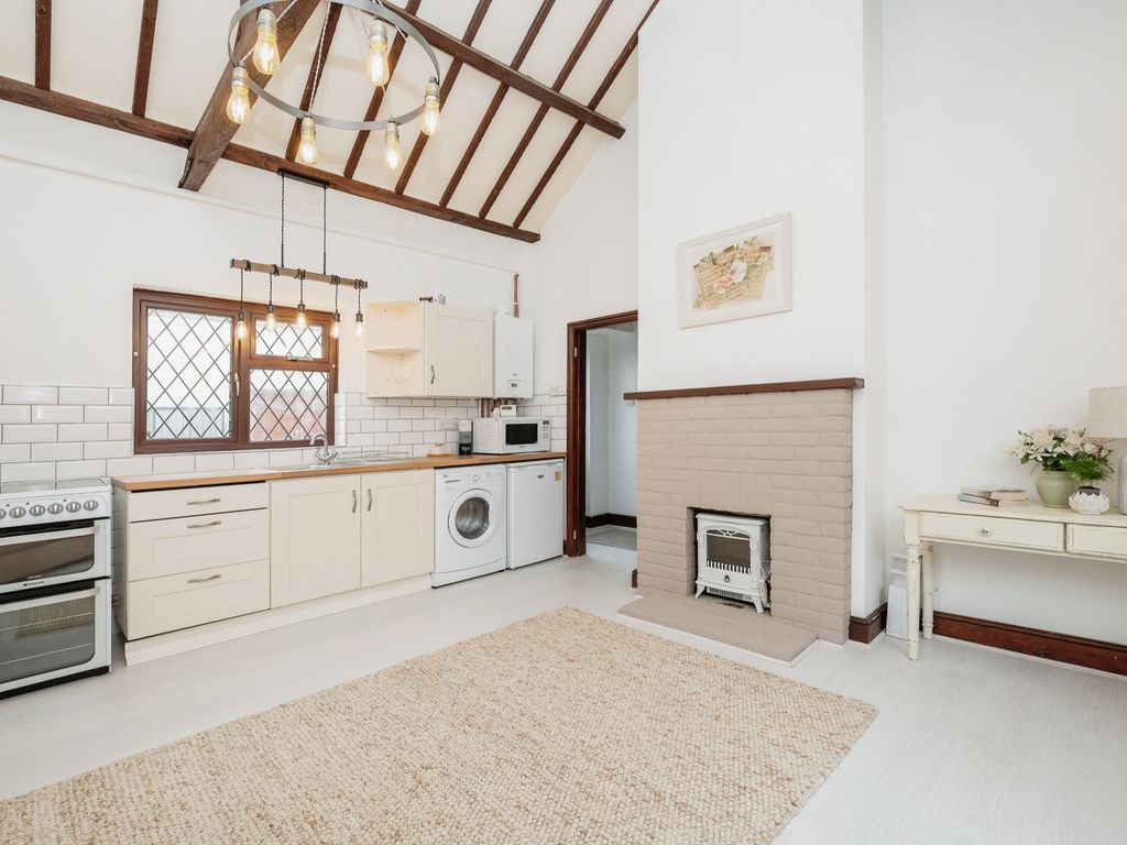 1 bed bungalow for sale in Hartington Road, Cromer, Norfolk NR27, £