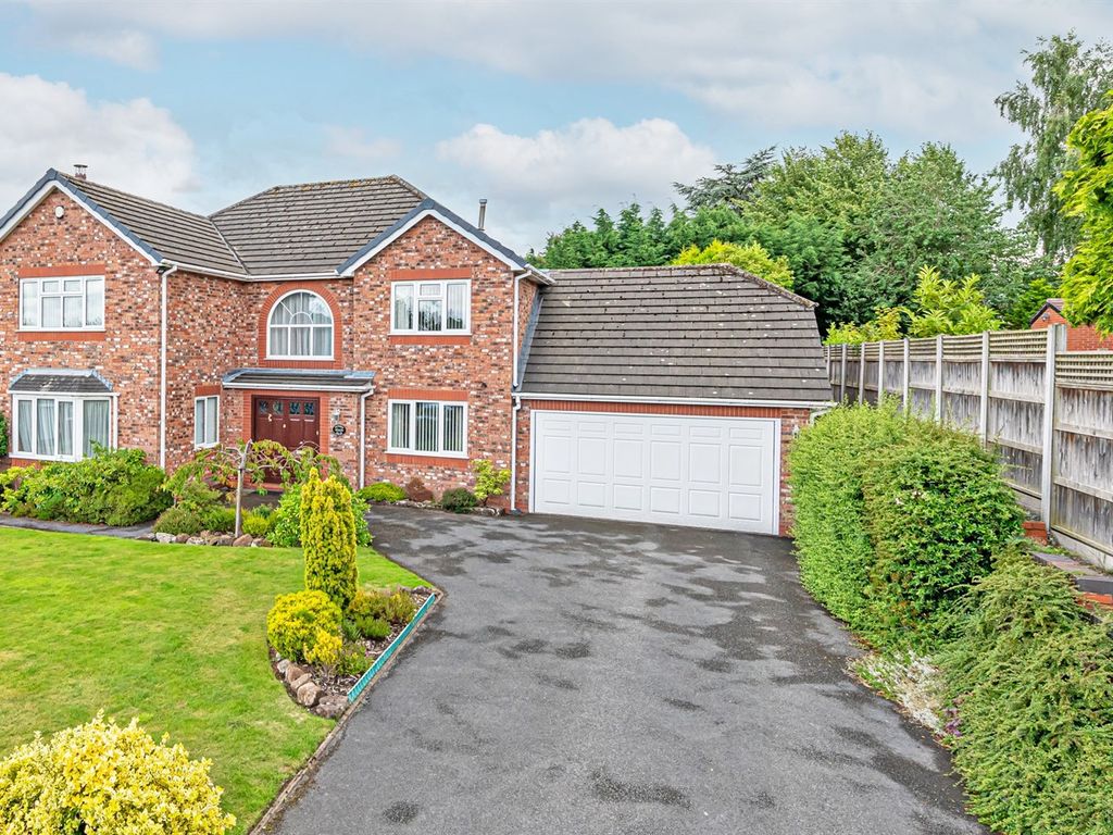 5 bed detached house for sale in Foxglove Court, Frodsham WA6 Zoopla