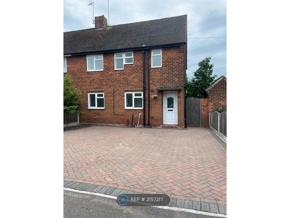 3 bed semidetached house to rent in Longfellow Drive, Worksop S81, £