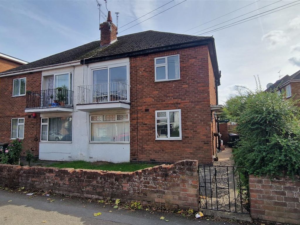 2 bed flat for sale in Sunbury Road, Whitley, Coventry CV3, £100,000