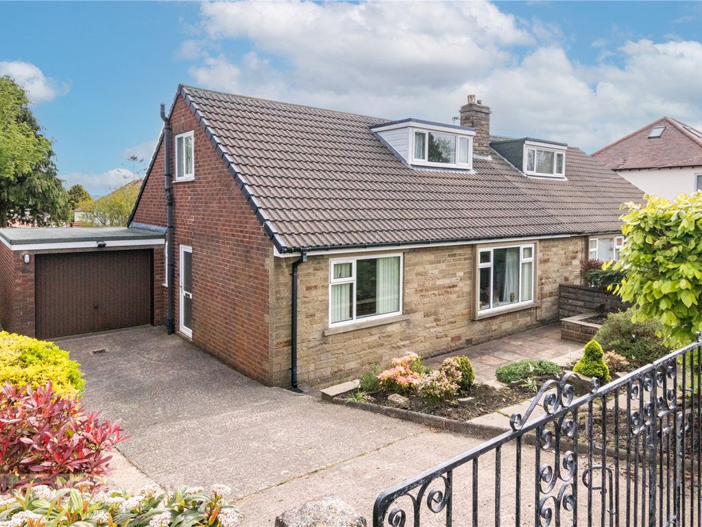 3 bed semidetached bungalow for sale in Moor End Road, Halifax, West Yorkshire HX2 Zoopla