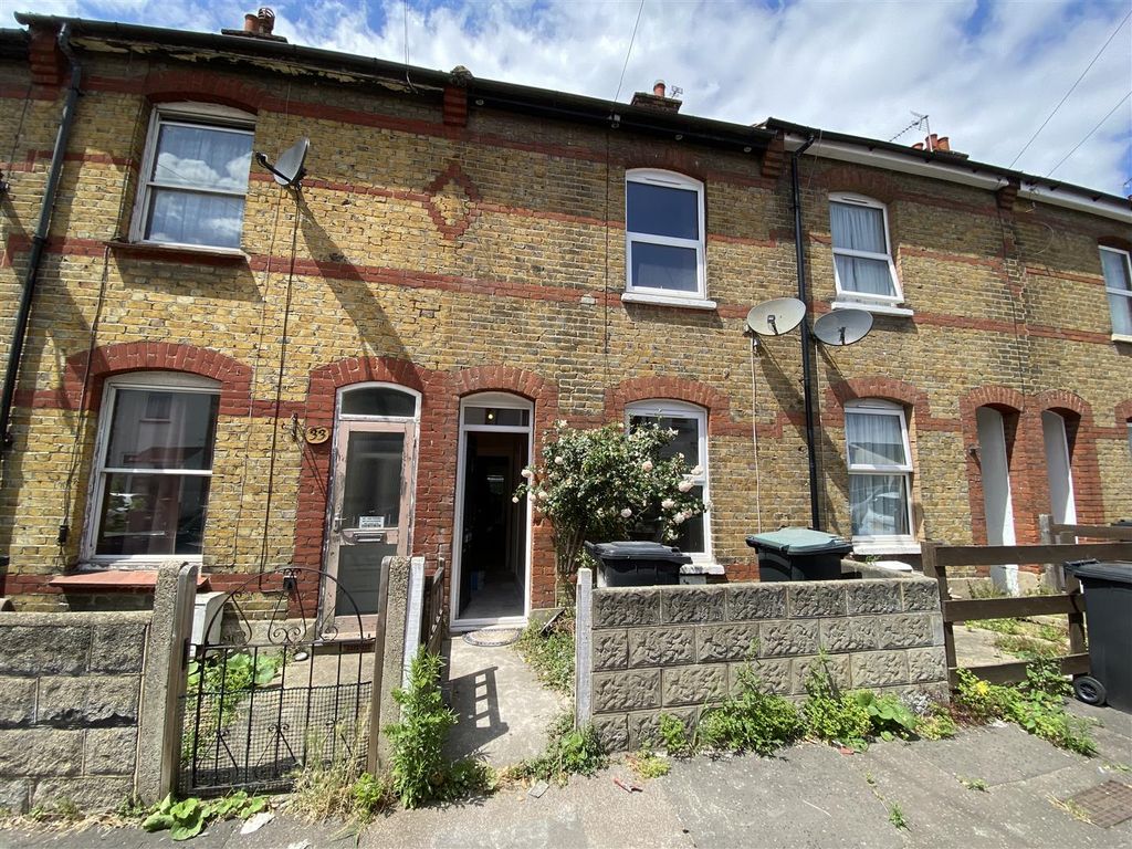 2 bed property to rent in Five Ash Road, Gravesend DA11 Zoopla
