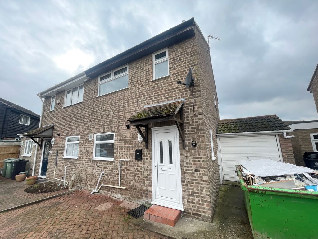 3 bed property to rent in Smythe Close, ClactonOnSea CO16 Zoopla