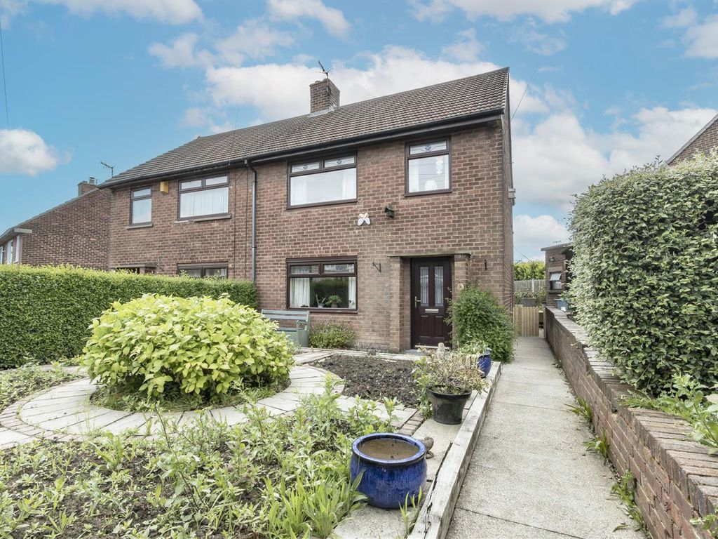 3 bed semidetached house for sale in Kinder Road, Inkersall