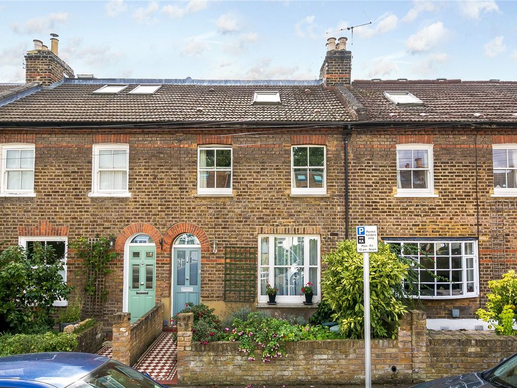 3 bed terraced house for sale in Alexandra Road, Kew, Surrey TW9, £1,065,000 Zoopla