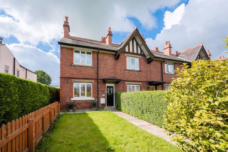 2 bed terraced house for sale in Square Lane, Burscough, Ormskirk L40