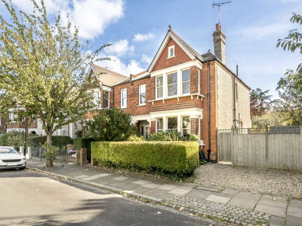 5 bed terraced house for sale in Muswell Avenue, London N10, £1,750,000 Zoopla