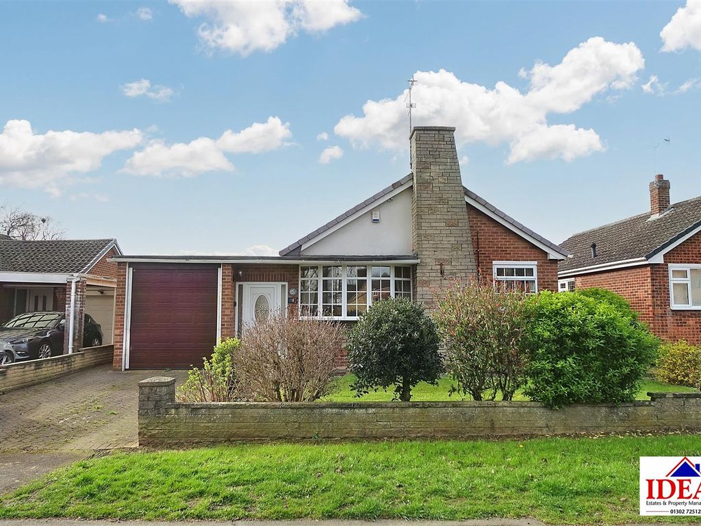 3 bed detached bungalow for sale in Mill Lane, Skellow, Doncaster DN6