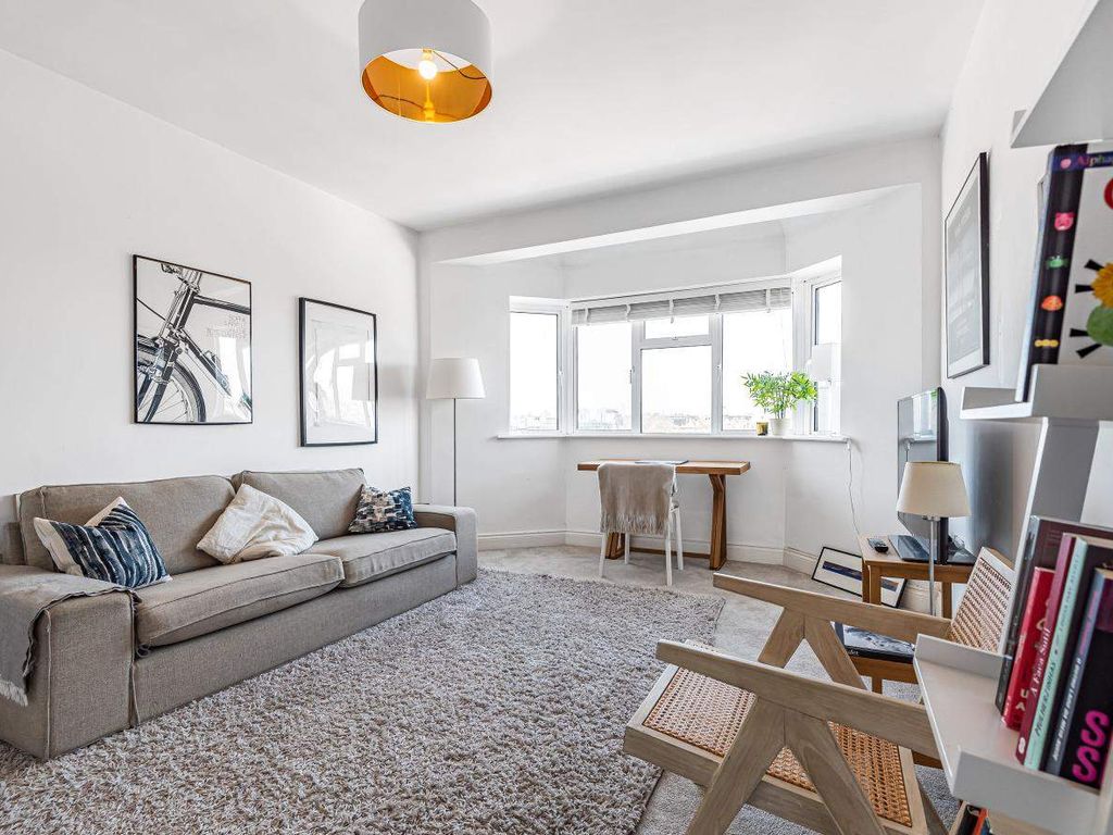 Barons Court Road, London W14  