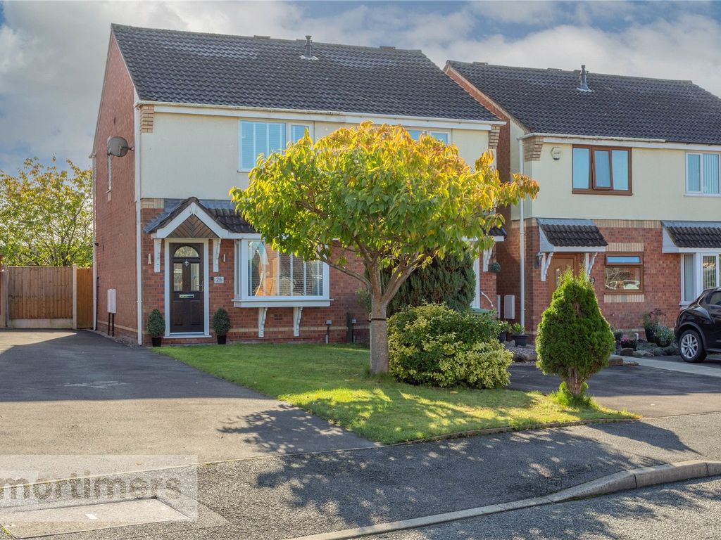 3 bed semidetached house for sale in Collingwood, Clayton Le Moors