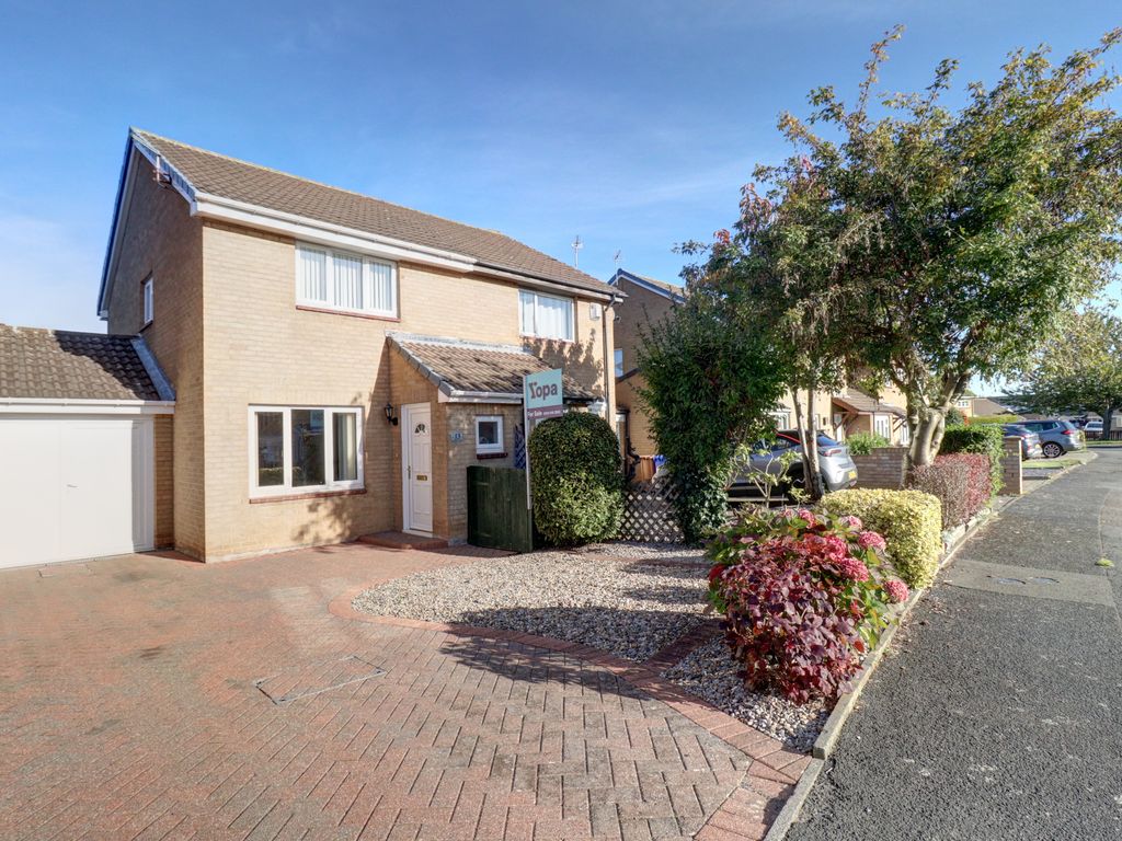 2 bed semidetached house for sale in Dunkeld Close NE24 Zoopla