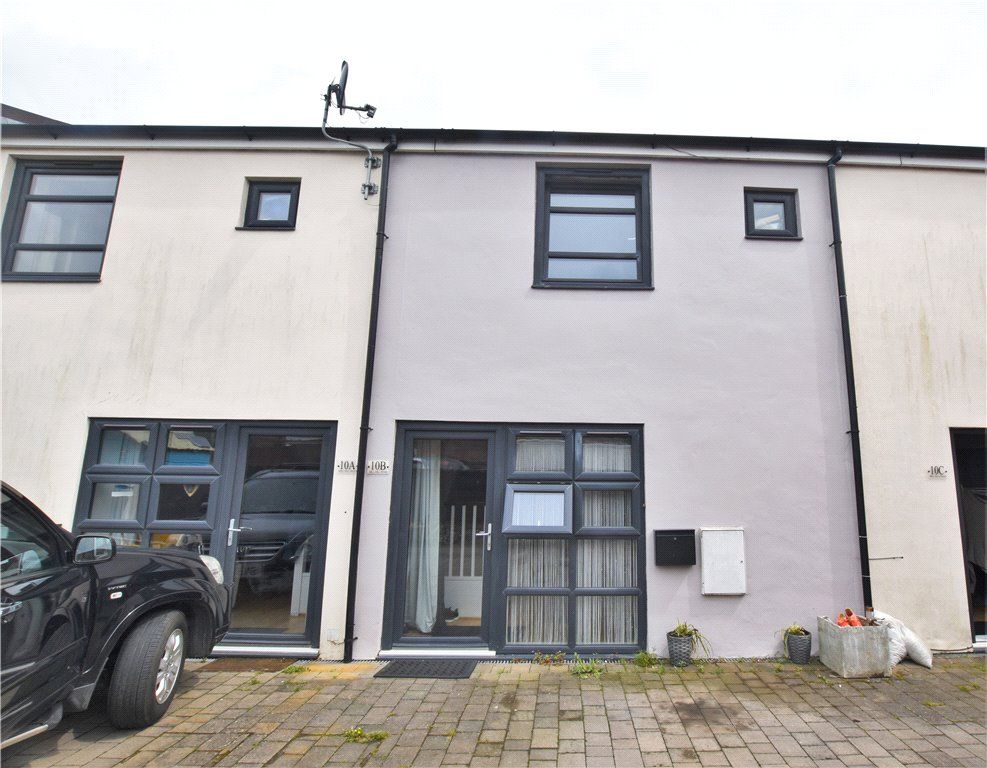 3 bed terraced house for sale in Mill Hill Road, Cowes, Isle Of Wight