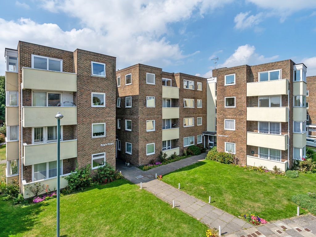 2 bed flat to rent in High Street, Bognor Regis PO21, £1,050 pcm Zoopla