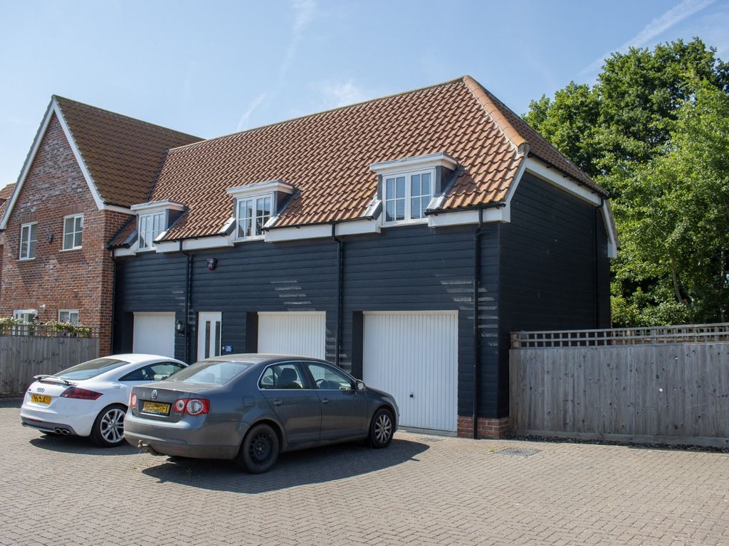 2 bed mews house for sale in Common Road, King's Lynn PE31