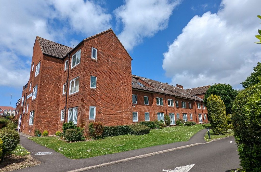1 bed flat for sale in Homewater House, Waterlooville PO7, £88,000 Zoopla