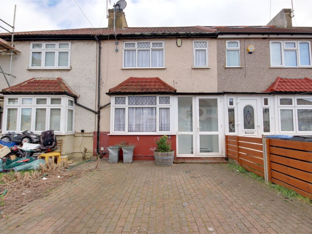 3 bed terraced house for sale in Sharon Road, Enfield EN3 Zoopla
