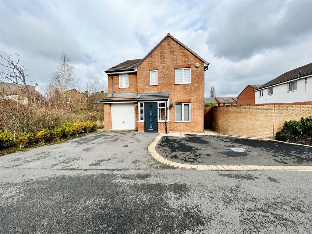 4 bed detached house for sale in Elter Close, Willenhall WV12 Zoopla