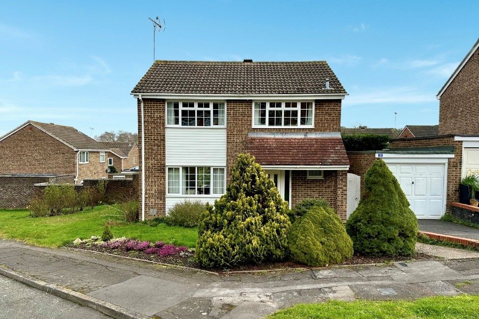 4 bed detached house for sale in Tawfield, Bracknell RG12, £525,000