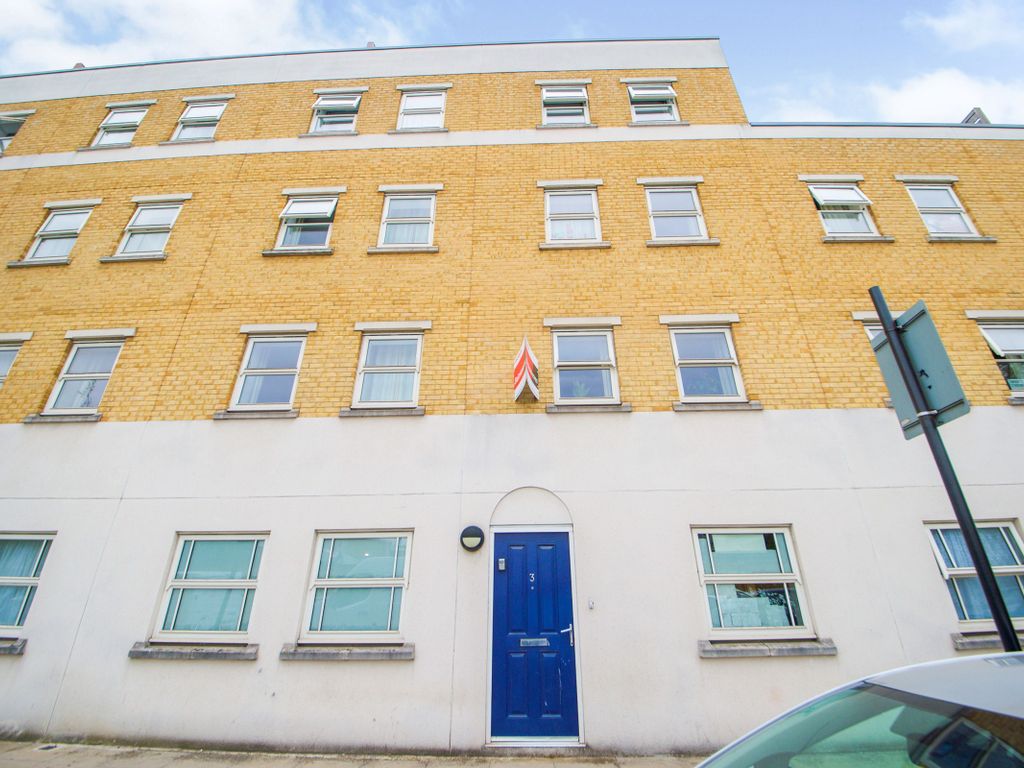 Bromley Street, Stepney, London, England E1