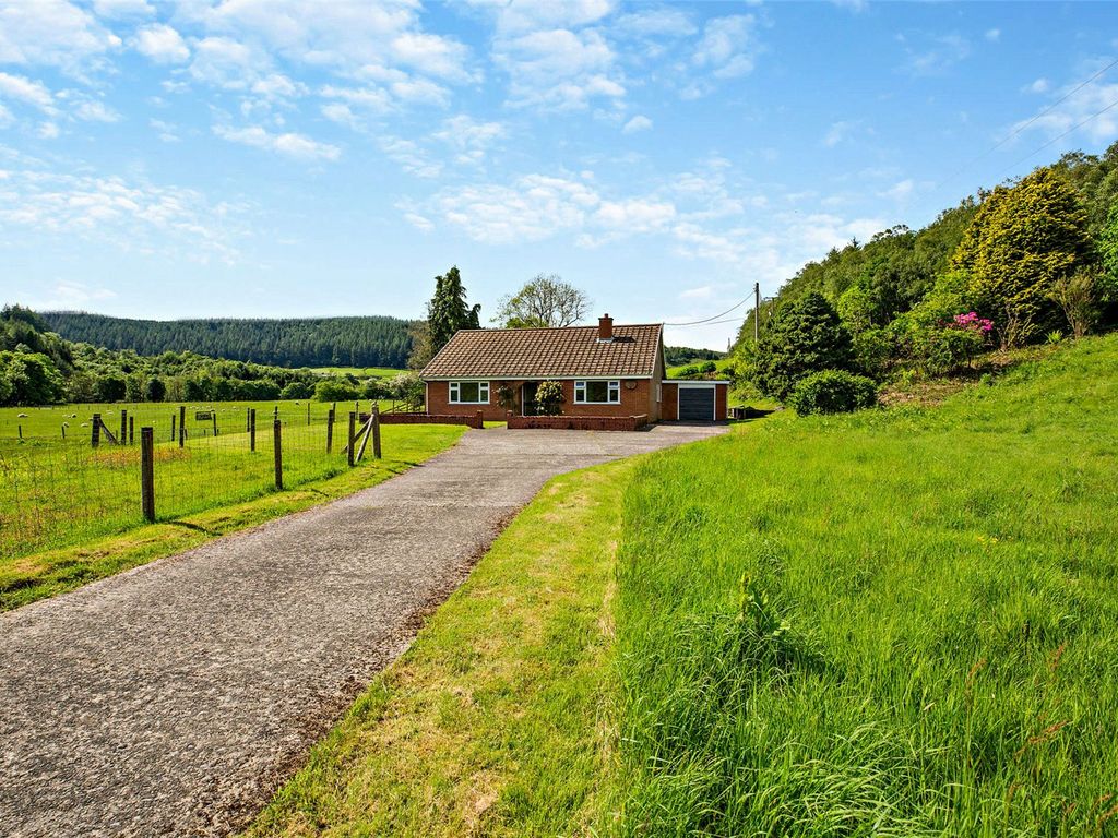 3 bed bungalow for sale in Llangadfan, Welshpool, Powys SY21, £300,000