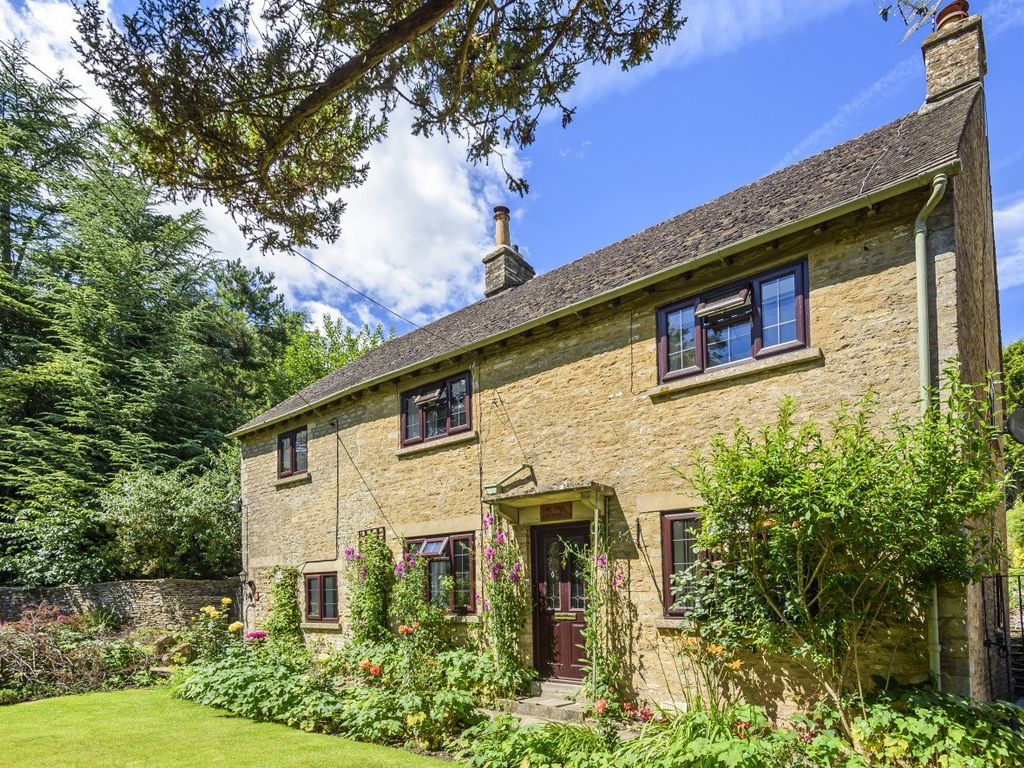 3 bed detached house for sale in Tetbury, Gloucestershire GL8 Zoopla