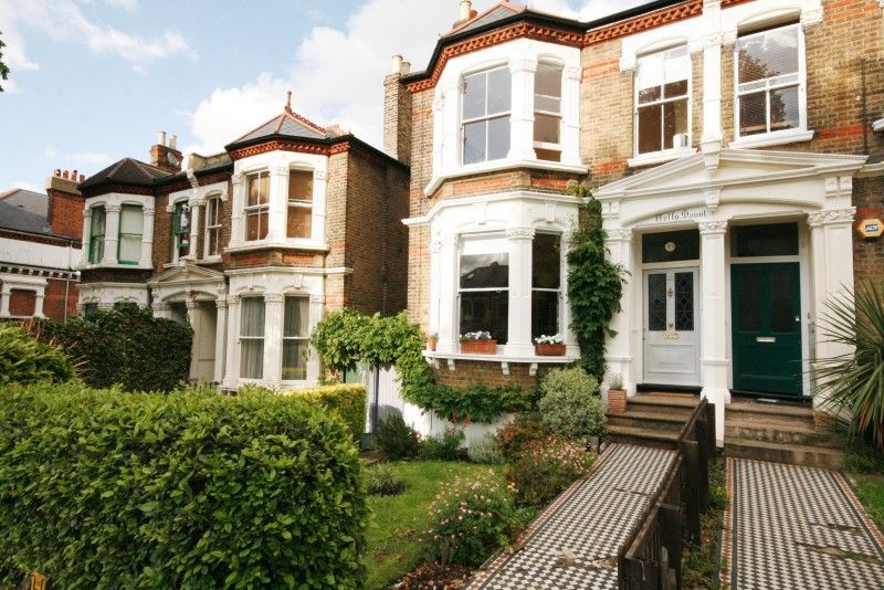 Wallbutton Road, London SE4  