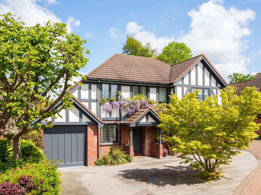 4 bed detached house for sale in Westcott Close, Bromley BR1 Zoopla