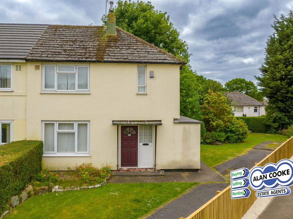 2 bed semidetached house for sale in Fir Tree Green, Leeds LS17 Zoopla