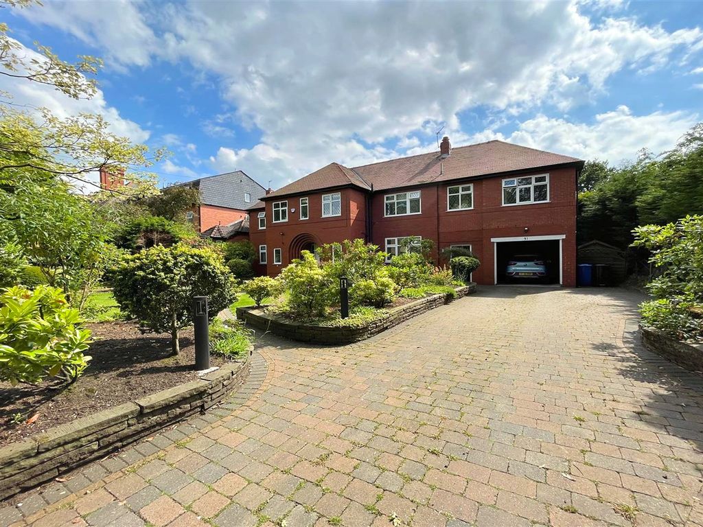 6 bed detached house for sale in Harboro Road, Sale M33 Zoopla