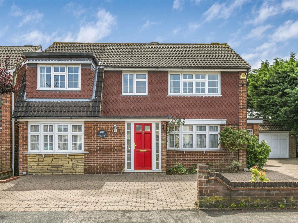 4 bed detached house for sale in Benford Road, Hoddesdon EN11 Zoopla