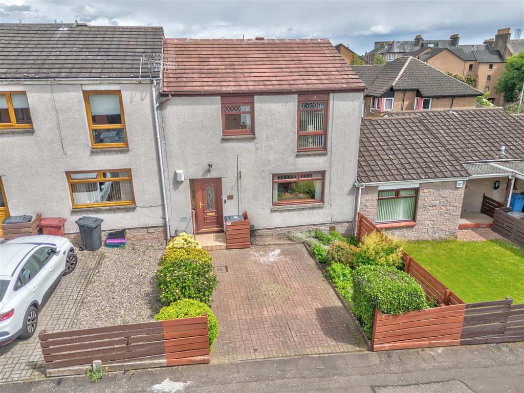 3 bed property for sale in Cotton Road, Dundee DD3, £150,000 Zoopla