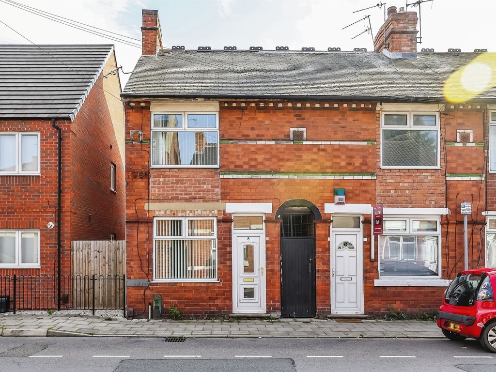 3 bed end terrace house for sale in King Edward Street, Hucknall