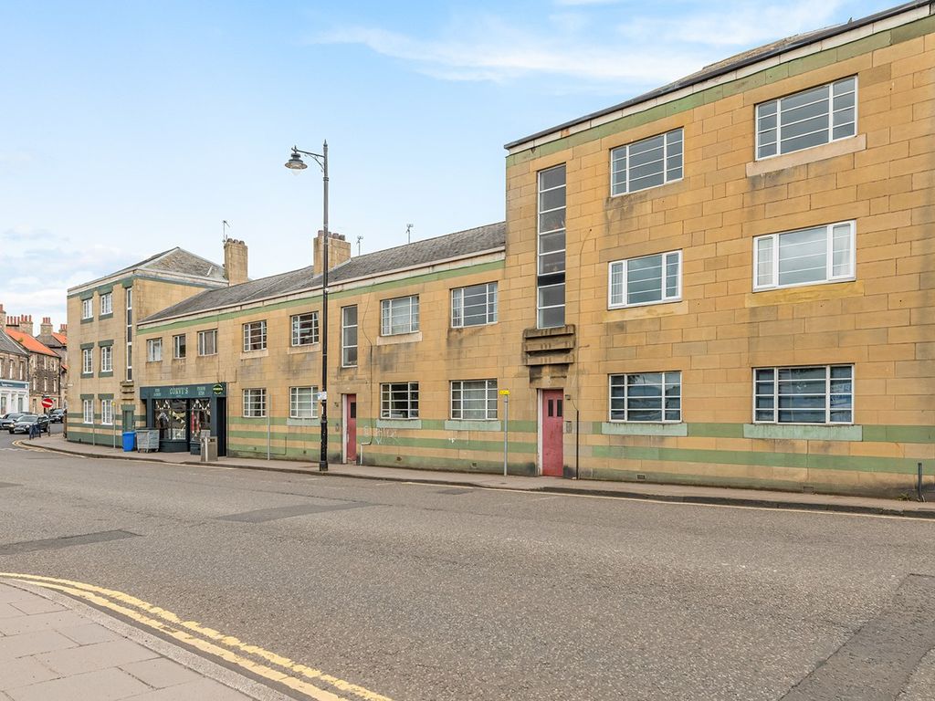 2 bed flat for sale in Seaview Place, Bo'ness EH51, £120,000 Zoopla