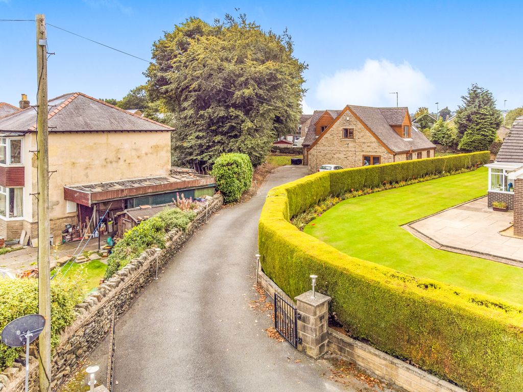 4 bed detached house for sale in Laund Road, Salendine Nook