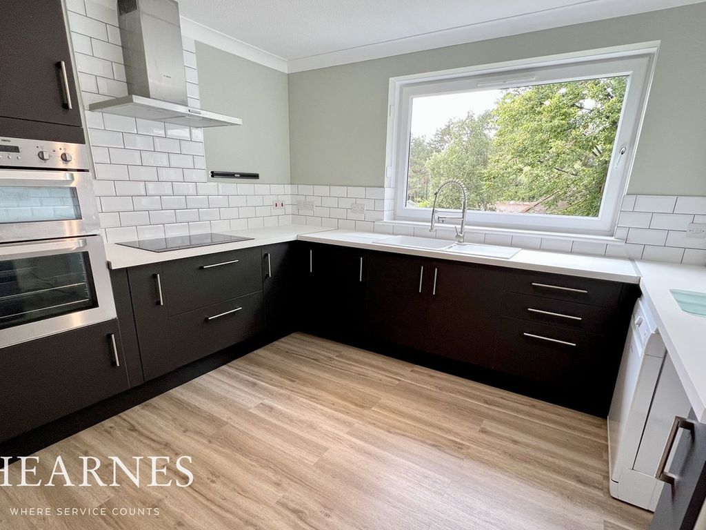 St Valerie Road, Bournemouth BH2  