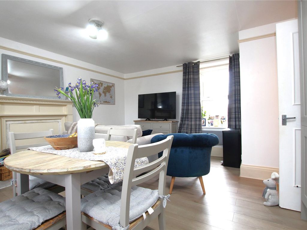 1 bed flat for sale in High Street, Brackley NN13 Zoopla